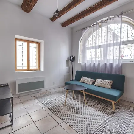 Coin Chaleureux En Centre-ville Apartment Nimes